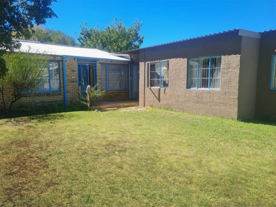 23 Bedroom Property for Sale in Brandwag Free State